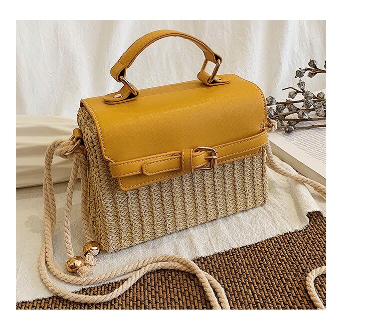 Chic and Timeless: Vintage Straw Beach Bags for Women - Julie bags