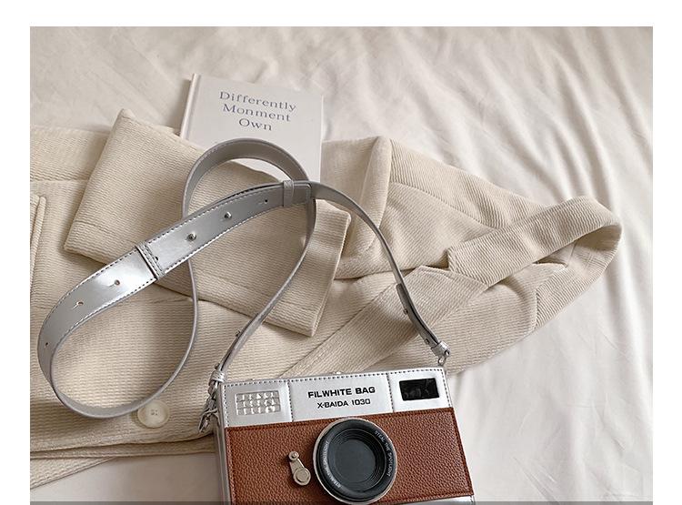 Capture Chic: Custom Camera Shoulder Bag for Fashionable Shutterbugs - Julie bags